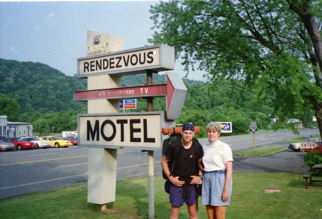 Rendezvous Motel